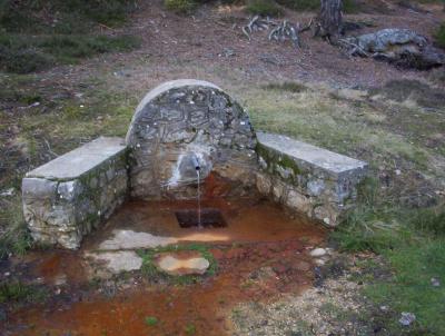 Fuente de Robellano